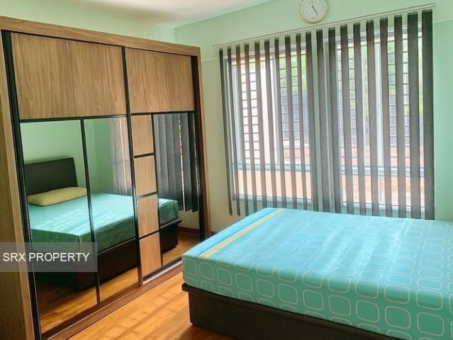Northoaks D25, Condominium