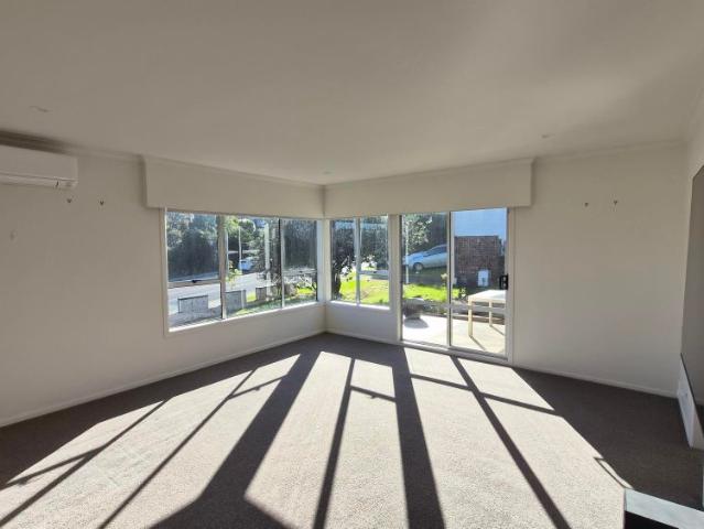 Northcote, 1/85 Lake Road