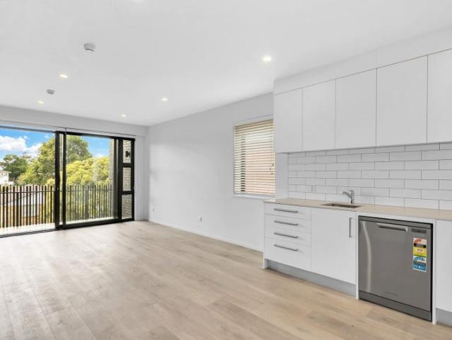 northcote, 2 bedrooms