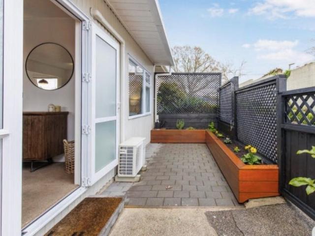 northcote, 2 bedrooms