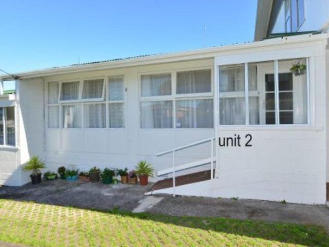 northcote, 2 bedrooms