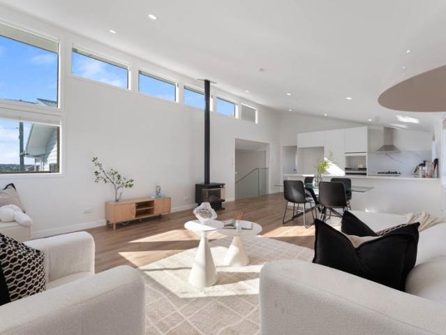 northcote, 5 bedrooms