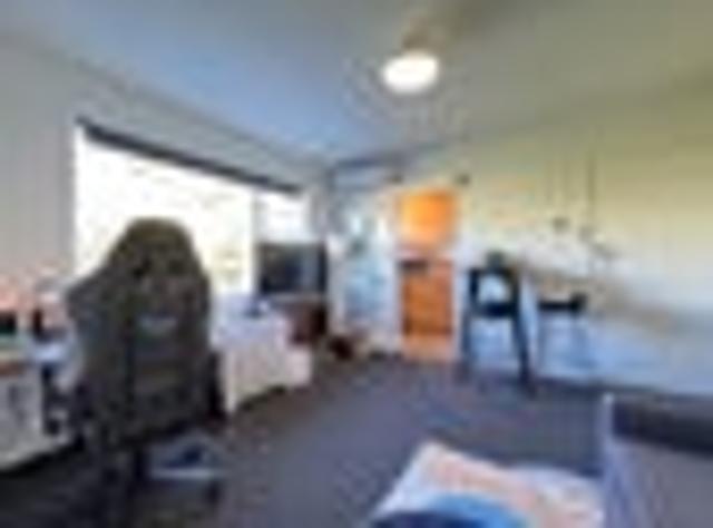 Northland, 1 bedroom, $495 pw