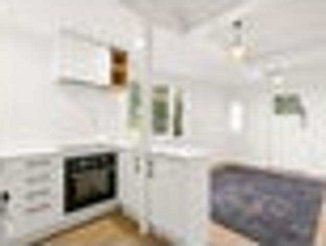 Northland, 1 bedroom, $425 pw