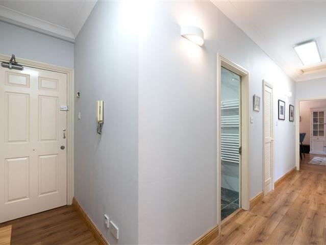 3,300 / month | Northumberland Place, Grand Canal Dk, Dublin 4 Sherry FitzGerald Lettings Sheehy 4983 MyHome. Ie Lettings