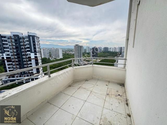 Nora'dan Site İçi Deniz Manzaralı Geniş 3+1 Kiralık