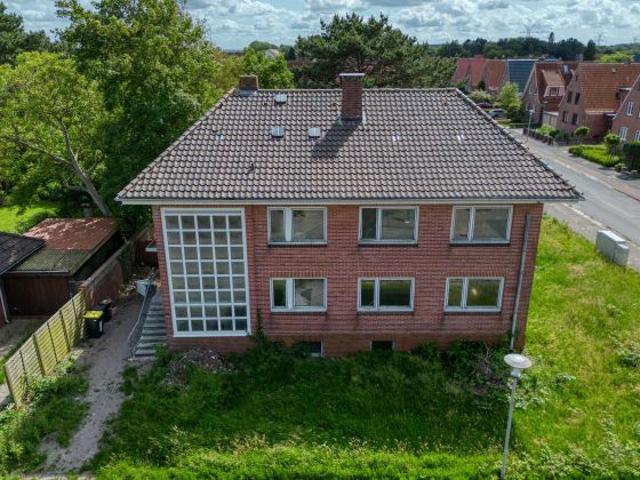 Nordseetraum in Döse – Zweifamilienhaus mit großem Grundstück und Doppelgarage