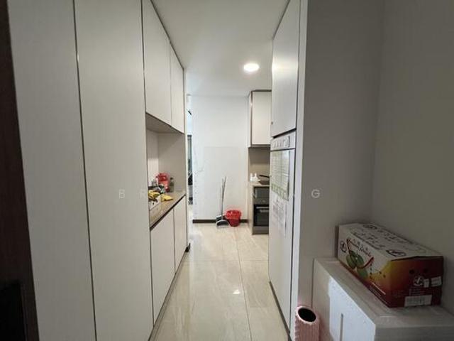 Normanton Park Condominium For Sale, $1,350,000, 2 Bed 1 Bath 657 sqft $2,055.00 psf