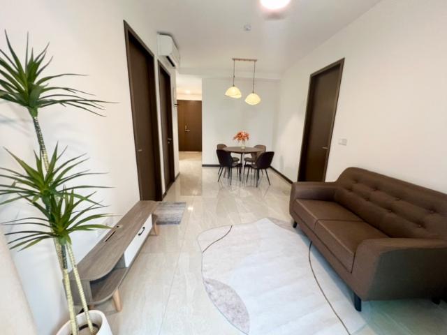 Normanton Park Condominium For Sale, $1,499,999, 2 Bed 2 Bath 721 sqft $2,080.00 psf