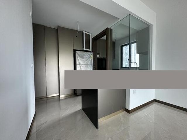 Normanton Park Condominium For Sale, $2,600,000, 4 Bed 2 Bath 1,195 sqft $2,176.00 psf
