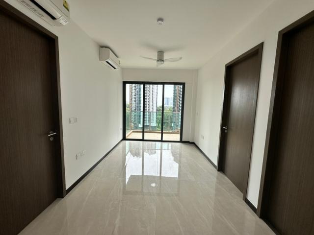 Normanton Park Condominium For Rent, $4,200, 2 Bed 1 Bath 667 sqft $6.30 psf
