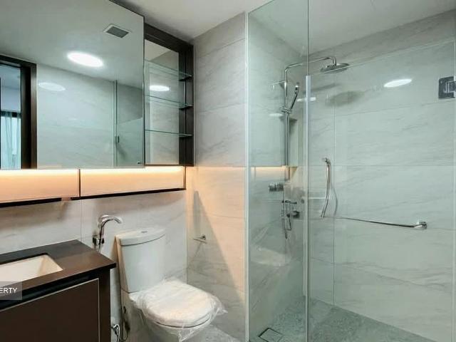Normanton Park D5, Apartment