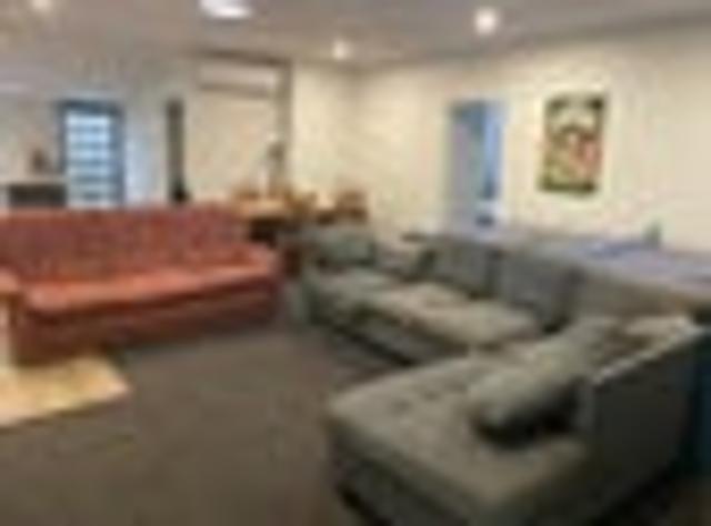Normanby, 5 bedrooms, $1050 pw