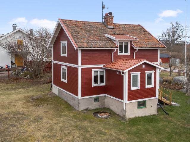 Norra byvägen 14