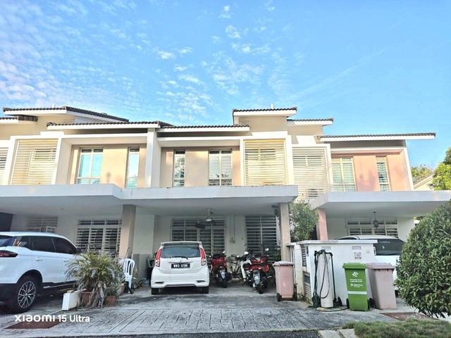 Not facing other house Double Storey Terrace Presint 11 Putrajaya