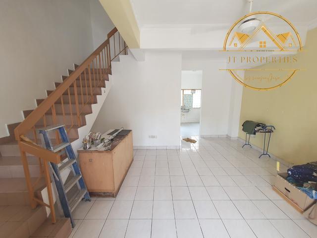 NOTFACEHOUSE18X60 NEAR AEONBIG Taman Puchong Utama 2 Storey House