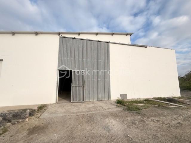 Notre Dame de Monts Vente Parking / Garage 85