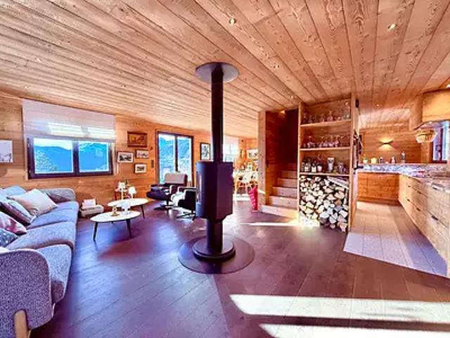 Notre Dame de Bellecombe 73590 Achat / Vente maison 8 pièces t8 au dernier étage terrasse