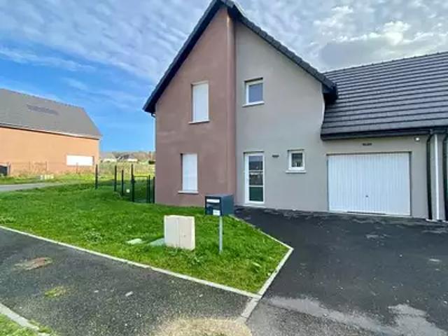 Notre Dame de Gravenchon 76330 Location maison 4 pièces t4 jardin