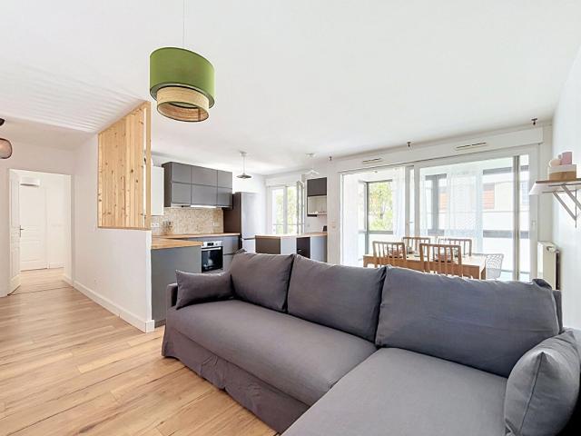 NOUVEAU MONDE – T3 meublé de 63.38m² avec loggia et box sécurisé – LYON 07 – Jean Macé