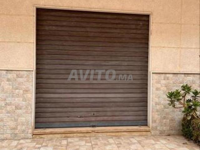Nouveau garage dans le quartier de l'aéroport