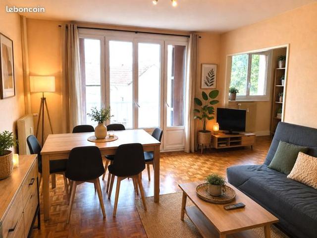 NOUVEAU Prox place Wilson, T4 au 1er étage avec balcon sur l'arrière de la copropriété.Possibilité garage