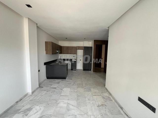 Nouveau studio 43m2 avec balcon Hôpitaux