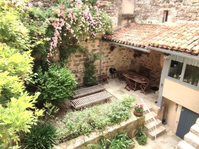 Nouveau sur le marché! Commodités à pied. 93m² Saint Antonin Noble Val