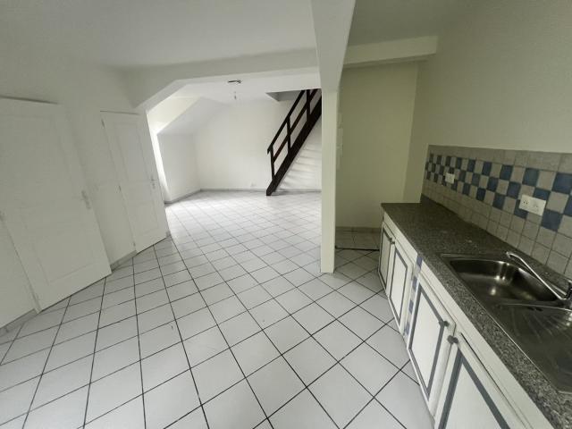 F2 DUPLEX