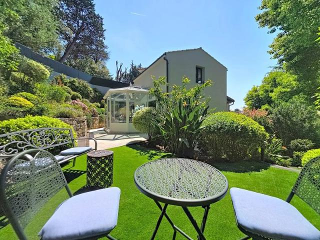 NOUVEAUTE: CANNET RESIDENTIEL VILLA D'EXCEPTION
