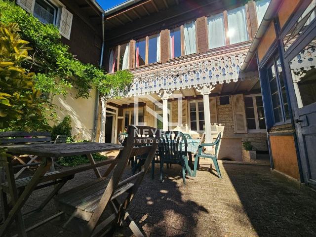 NOUVEAUTE ! CHARMANTE MAISON DU XVIII ème siècle