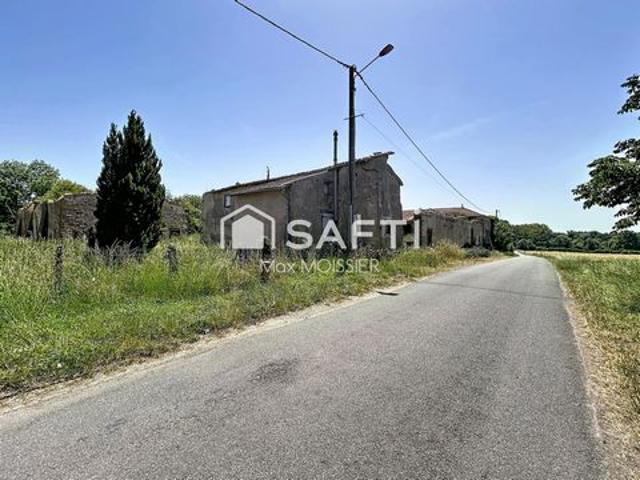 ? Nouveauté à Saint Ignat ! Terrain constructible bénéficiant d'un emplacement privilégié, alliant tranquillité et proximité des commodités. Donnez vie à votre projet immobilier dans un cadre de vie recherché