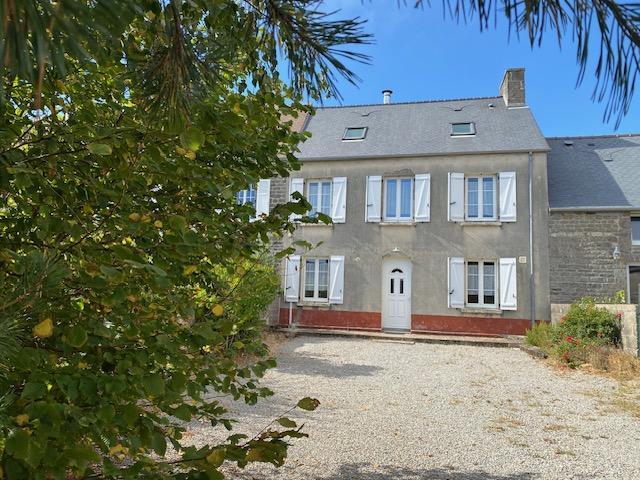 Nouveauté à SURTAINVILLE ! A proximité immédiate de l'école, maison louée meublée, vous offrant