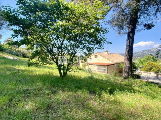 Nouveauté ? Aubagne, Quartier Saint Mitre 110m² Aubagne