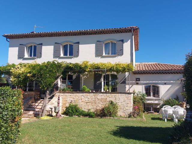 Nouveaute Bastide Provencale 190 m2 Le Muy 180m² Le Muy