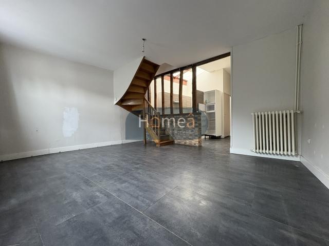 EN EXCLUSIVITE MAISON SITUEE SUR AIRAINES