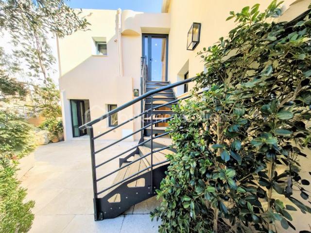 NOUVEAUTE ! MAGNIFIQUE DUPLEX ANTIBES