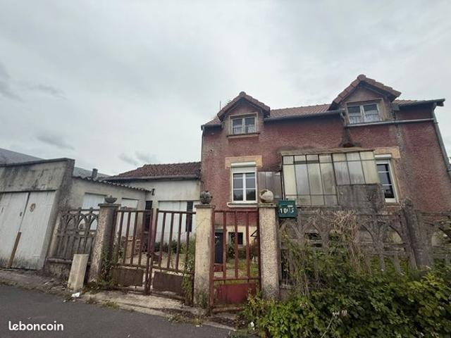 Nouveauté Maison individuelle avec grand garage et jardin