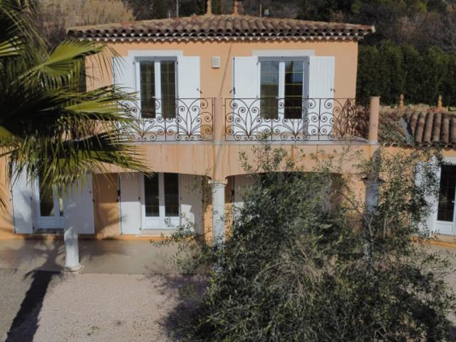 NOUVEAUTE NEOPROVENCALE 5 P 157 m2 sur 1500 M2 DE TERRAIN