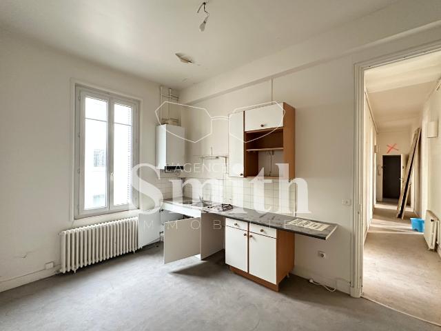 PLATEAU 2 PIÈCES / Charme de l’ancien & rénovation sur mesure au cœur de Rouen