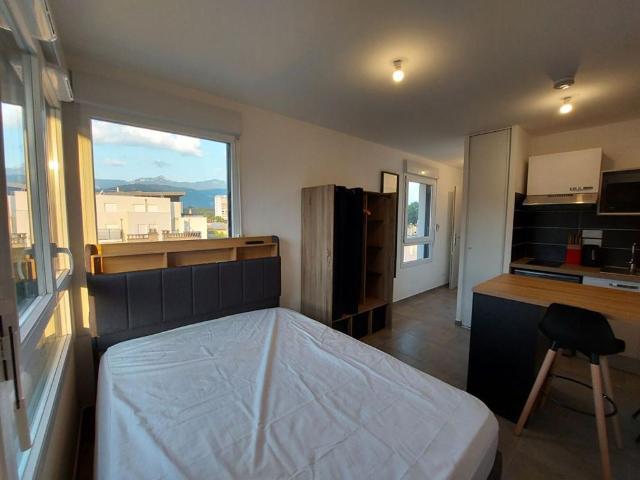 NOUVEAUTÉ: Studio meublé tout équipé en résidence Coliving à Chambéry avec parking couvert