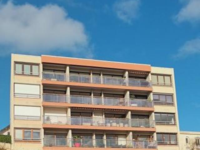Nouveaute pour investisseur chambre de 12 m2 louee dans residence av