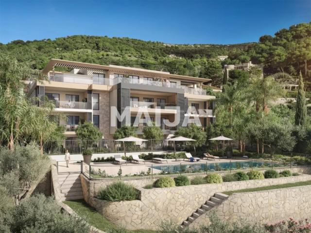 NOUVEAUX APPARTEMENTS AVEC UNE VUE SPECTACULAIRE SUR LA MER