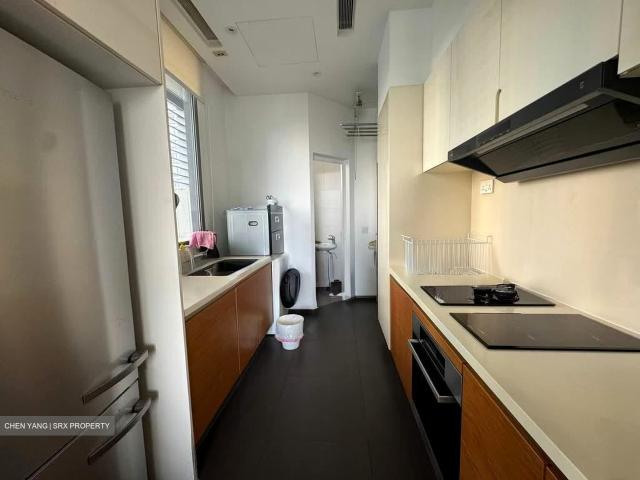 Nouvel 18 D10, Condominium