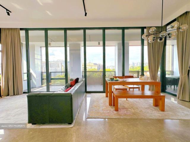 Nouvel 18 D10, Condominium