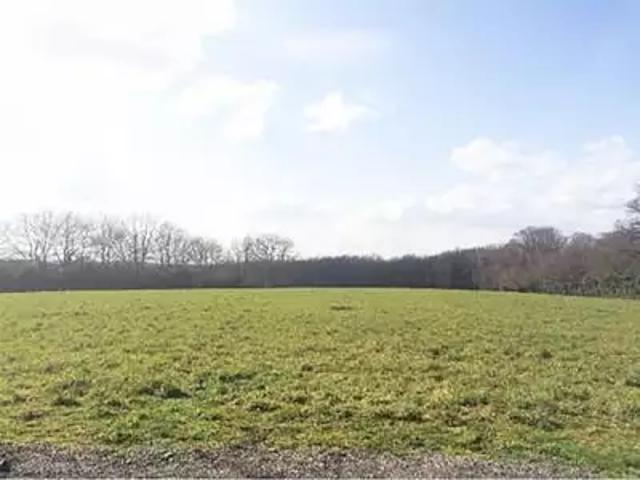 Nouzilly 37380 Programme neuf terrain neuf à vendre