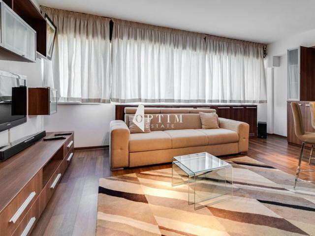 NOU!2 Camere SUPER locatie,BLOC nou,PARCARE Stefan Cel Mare!