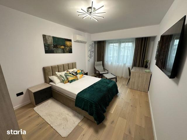 Nou, 450 euro, centru, Palas Campus, apart 1 camera, parcare subterana