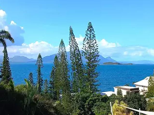 Nouméa 98800 Achat / Vente appartement 3 pièces t3 au dernier étage terrasse