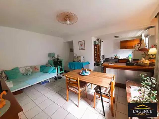 Nouméa 98800 Achat / Vente appartement 2 pièces t2 au dernier étage